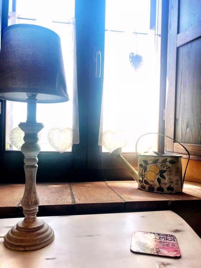 Bed and Breakfast Casale Delle Rondini Tolentino Exterior foto