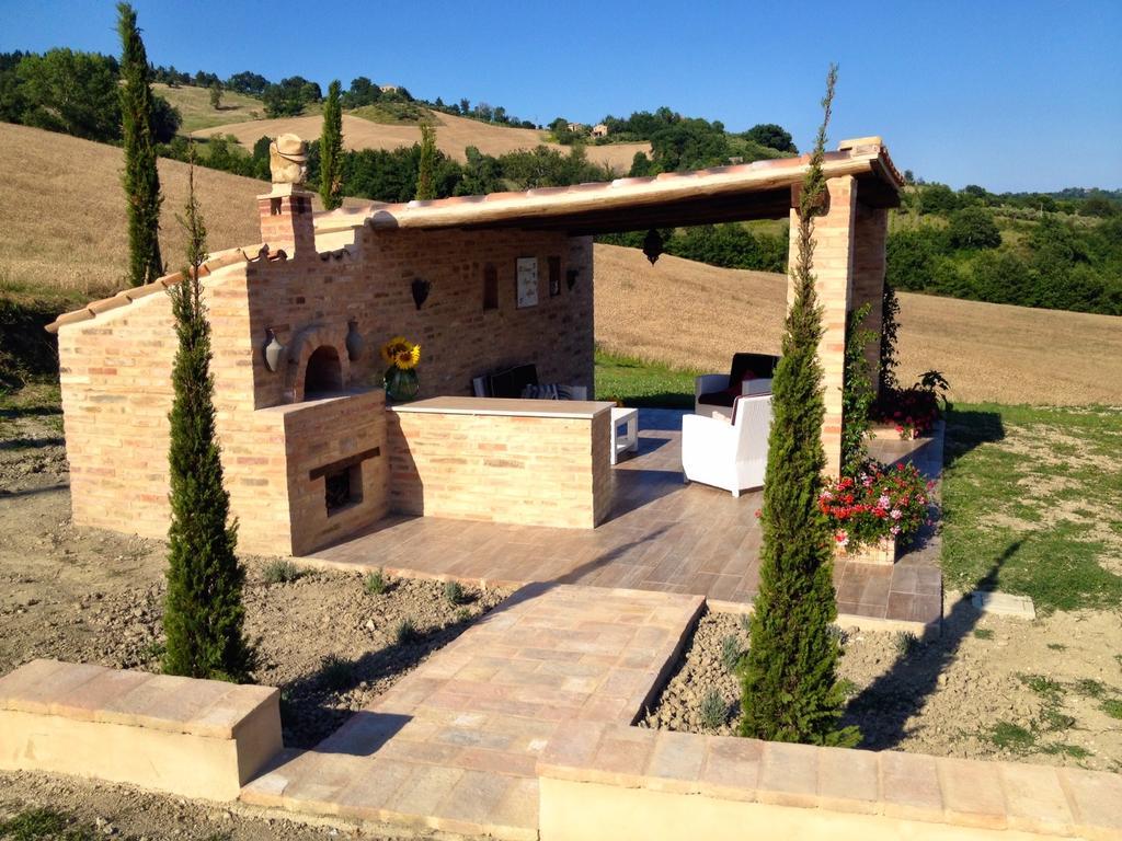 Bed and Breakfast Casale Delle Rondini Tolentino Exterior foto